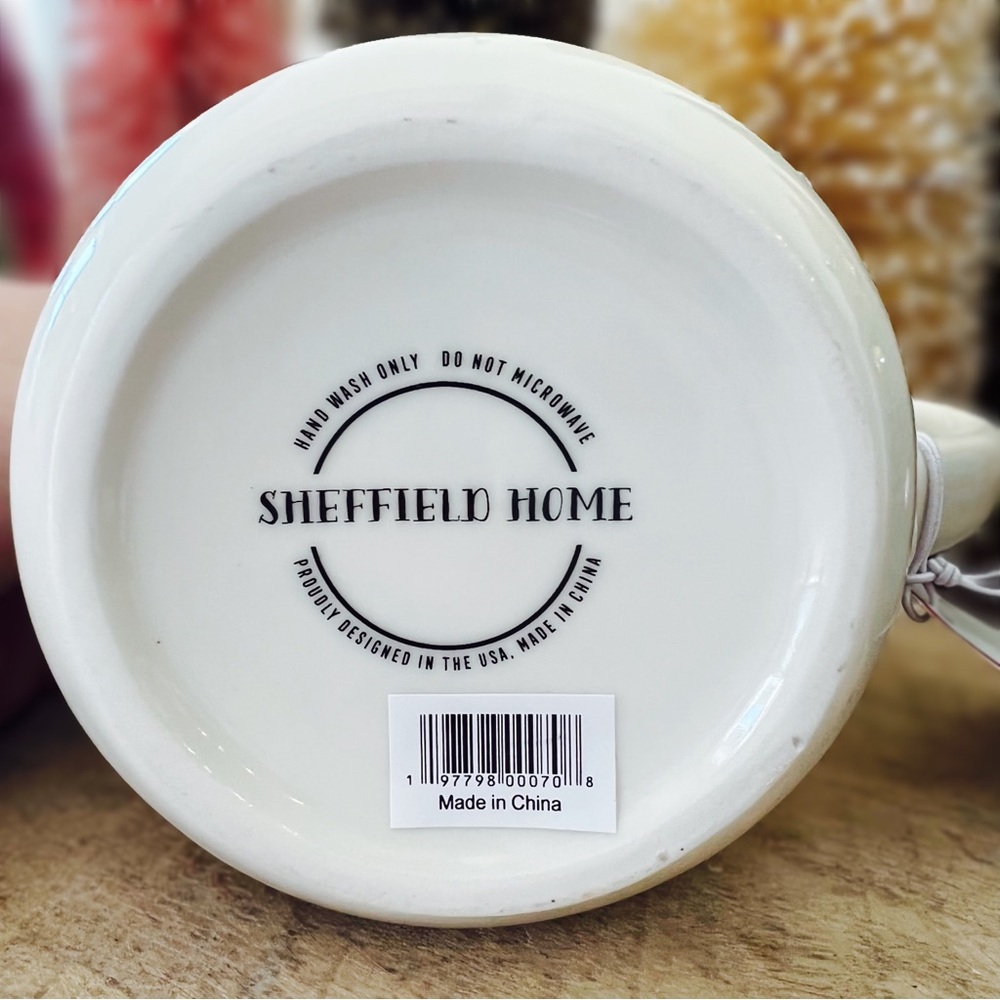 NEW Sheffield Home Ceramic Red & White Christmas Winter Cardinals Mug - Picture 8 of 8